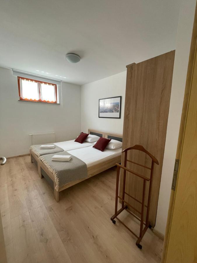 Apartment Sotlar Izola Exterior photo